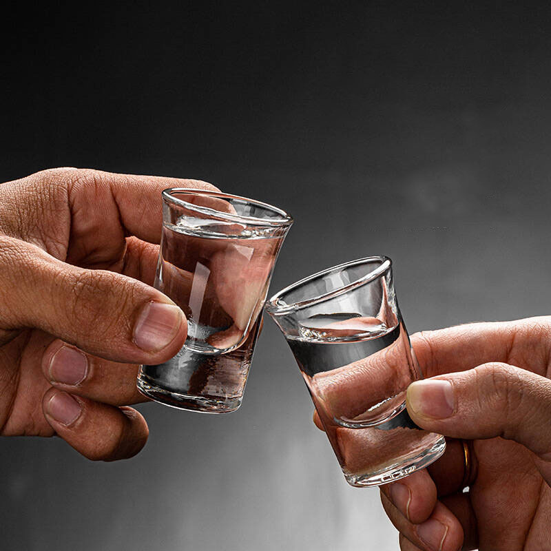 10ml/15ml Baijiu Goblet Shot G - đánh giá và giá Wine Beer Spirit